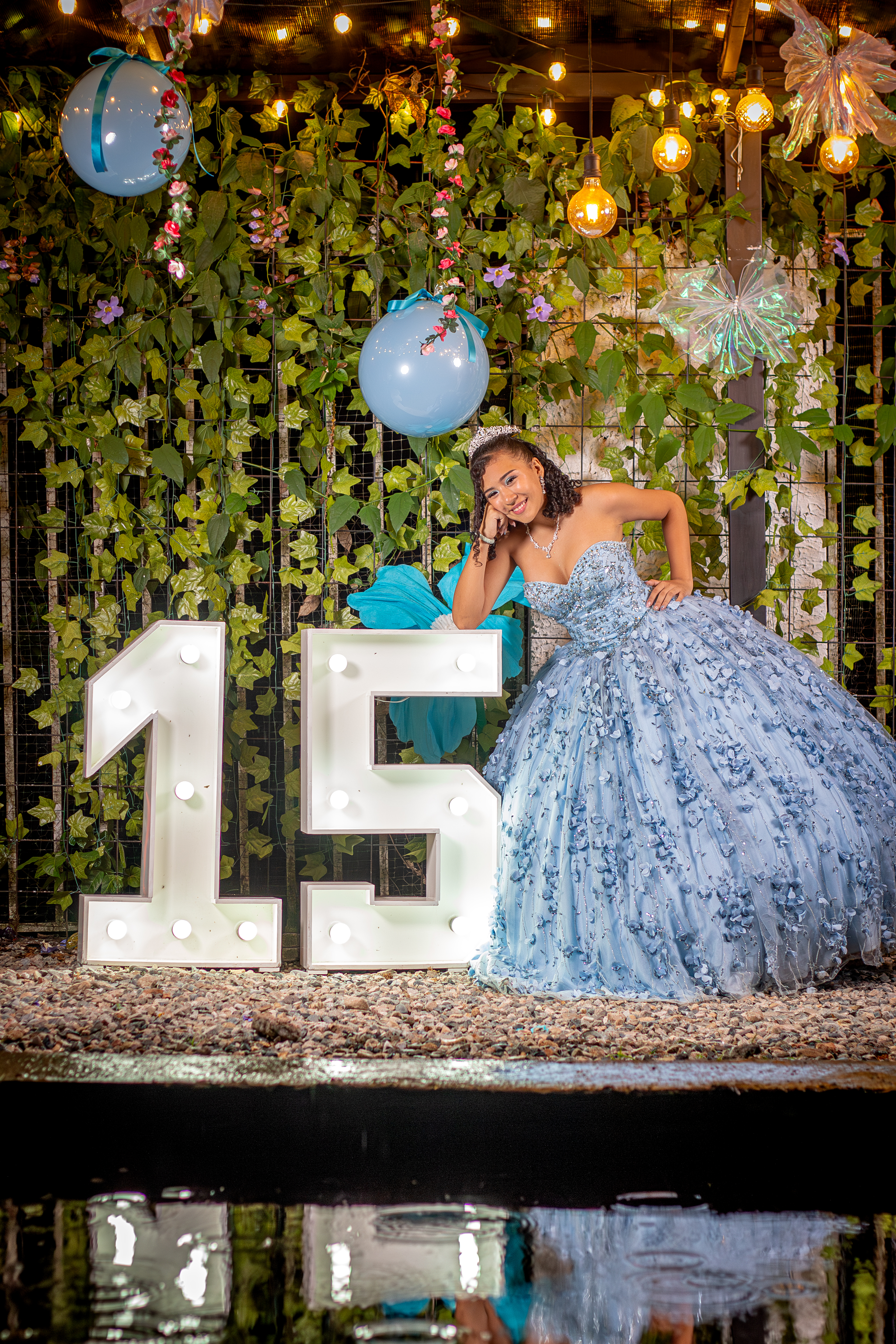 Sesión fotográfica en exteriores para quinceañeras y vestido de 15 años en Santander Piedecuestas Eventos